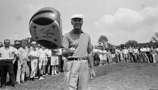 Ben Hogan Holding Golf Club