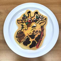 Pancake Art of a Giraffe with Flow Crown